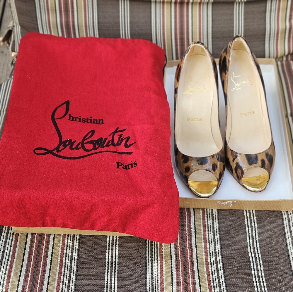 Authenic Christian Louboutin Yoyospina 100mm heel